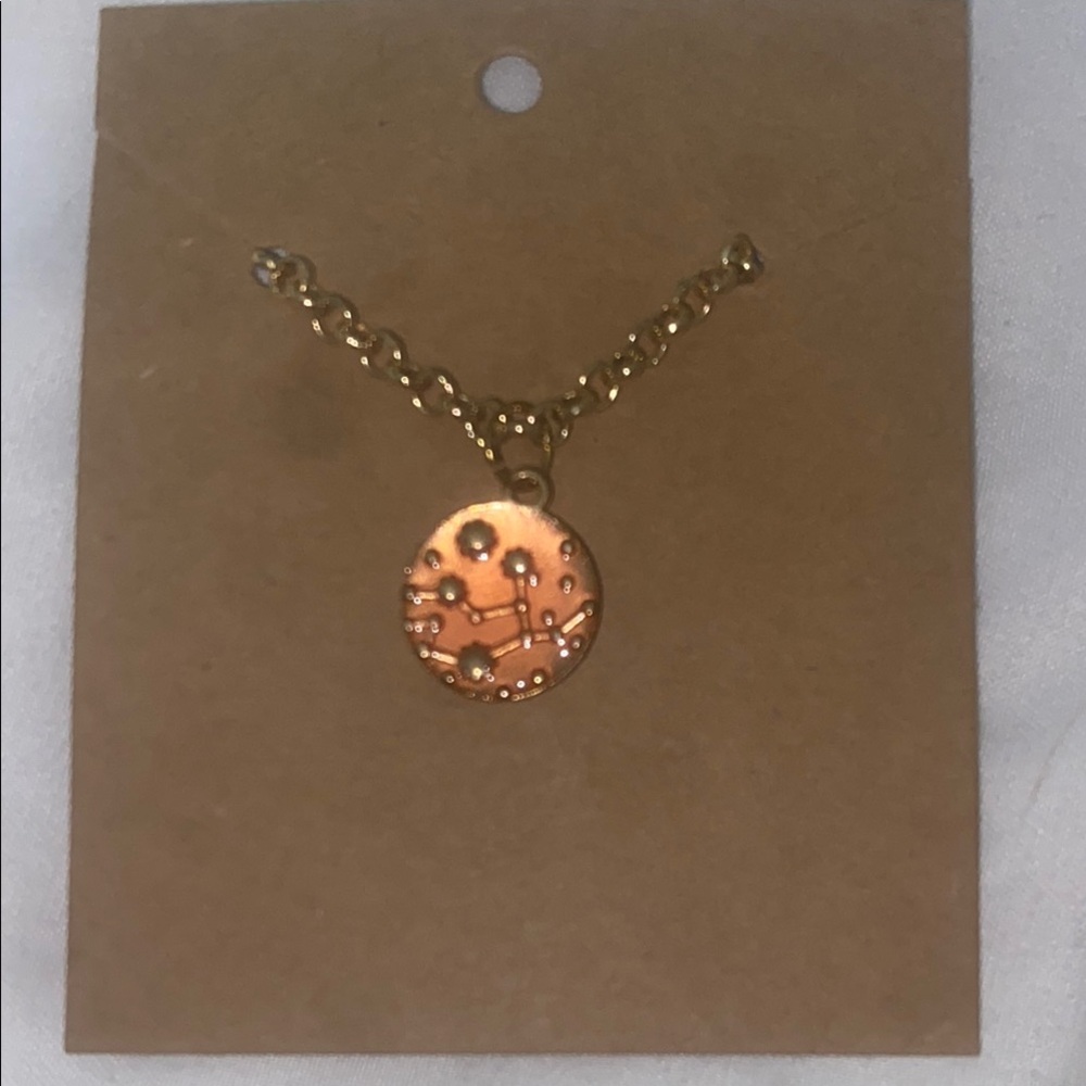 Gold Pendant Necklace